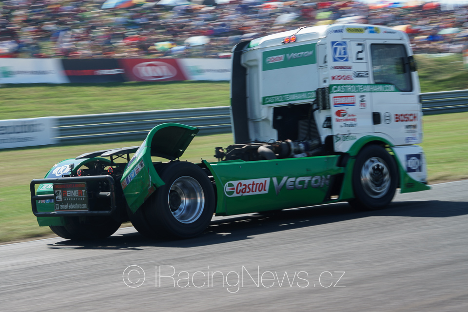 Truck Racing