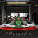 Přední křídlo formule Jaguar R5, F1, Cosworth 3.0 V10