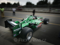 Výjezd Jaguara R5 do boje - #1 Klaas Zwart (NL), Team Ascari, Jaguar R5, F1, Cosworth 3.0 V10