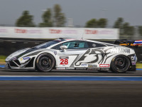 Tomáš Enge a Narasak Ittiritpong v týmu Vattana Motorsport, Asia GT Series na okruhu Buriram