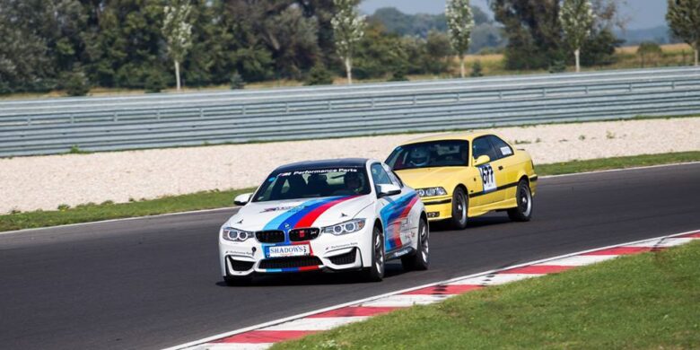 BMW M4 vs M3 by R.Holan