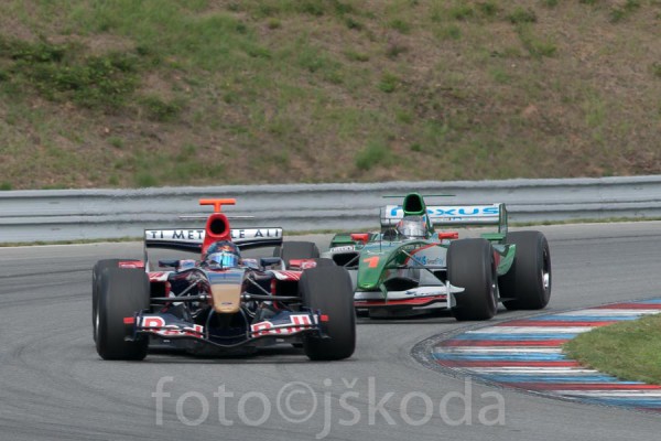 F1