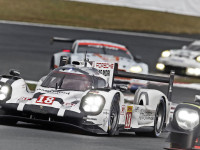Porsche 919 Hybrid, FIA WEC Champions 2015  (foto: Porsche AG)