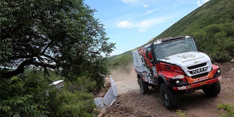 #503 Aleš Loprais (CZ) s dakarským truckem Iveco – „Torpédo 69“