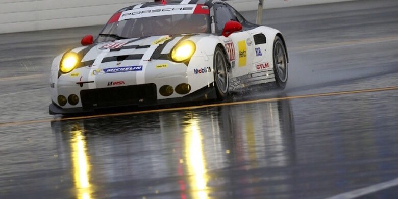 Nick Tandy na Porsche 911 RSR je nejrychlejší v kvalifikaci Rolex 24H Daytona 2016