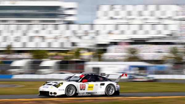 Porsche 911 RSR