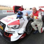 Hans Joachim Stuck s titulem v DTM 1990