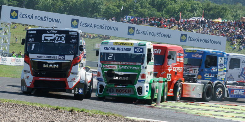 #1 KISS Norbert (HUN) v čele loňského závodu ME trucků v Mostě