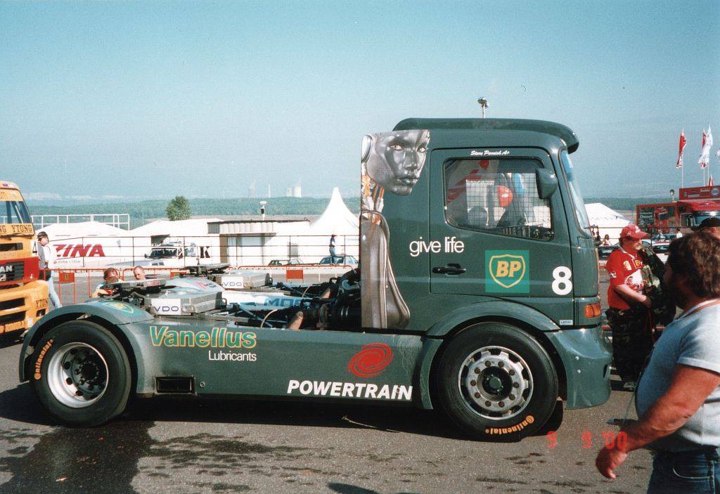 Steve Parisch (GB) - Mercedes SRT