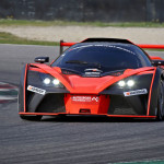 #24 Tomáš Enge (CZE), Reinhard Kofler (A) – speciál KTM X-BOW GT v akci na trati