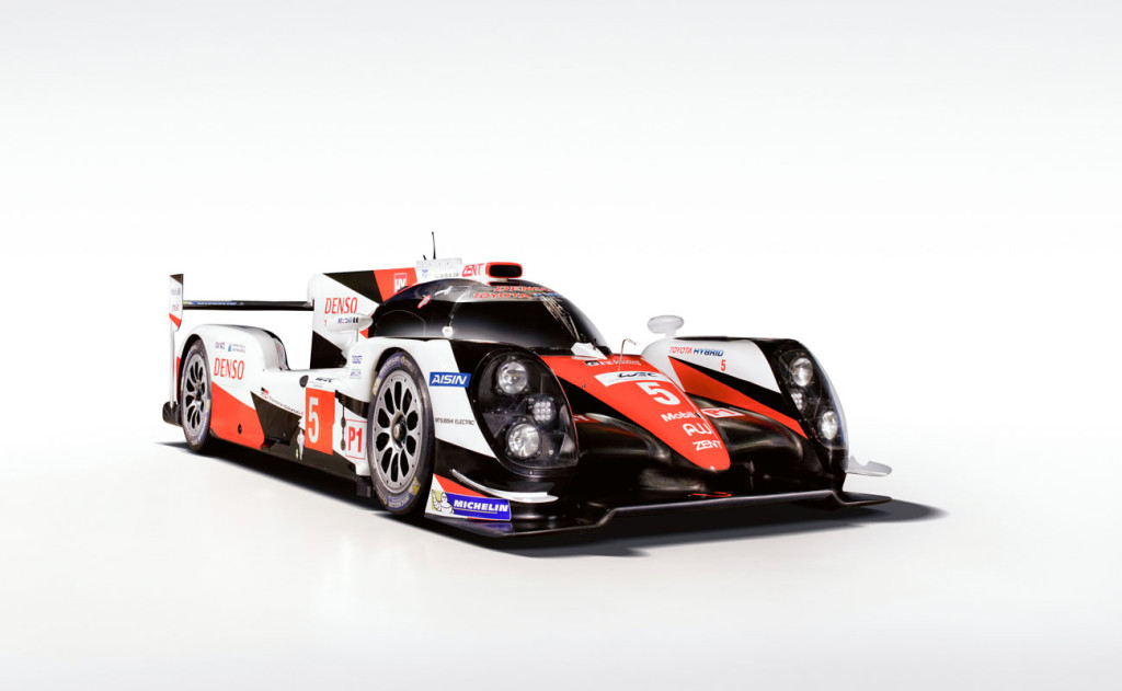 Toyota TS050 HYBRID – pohled zepředu a boku