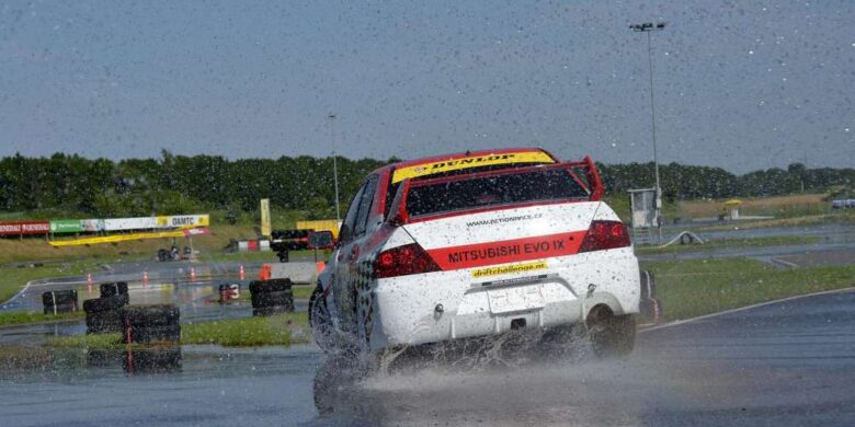 drift v podání Action Racing teamu. Foto archív týmu