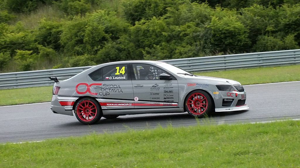 Olga Lounová - Škoda Octavia Cup 2016 autodrom Most © VDR
