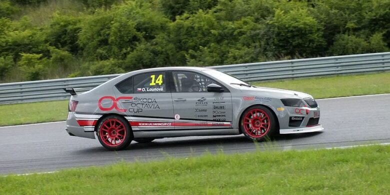 Olga Lounová - Škoda Octavia Cup 2016 autodrom Most © VDR