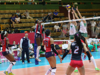 Smečující #18 De La Cruz De Peña Bethania (DOM), Deportivo Nacional a blokující #3 Dimitrova Nasya (BUL), Levski s #4 Kitipova Lora (BUL), Obiettivo Risarcimento