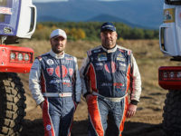 ++Popis fota: Barvy Tatra Buggyra Racing týmu na Rally Dakar 2017 bude vedle Martina Kolomého hájit také Aleš Loprais.