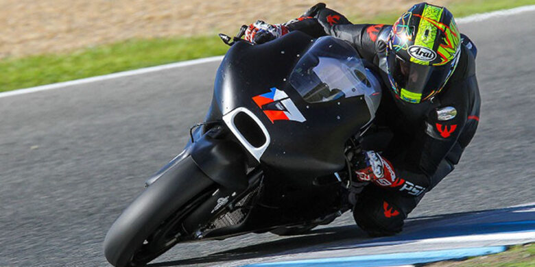 #17 Karel Abraham na Ducati GP15 při testech MotoGP v Jerezu (foto Gold & Goose)
