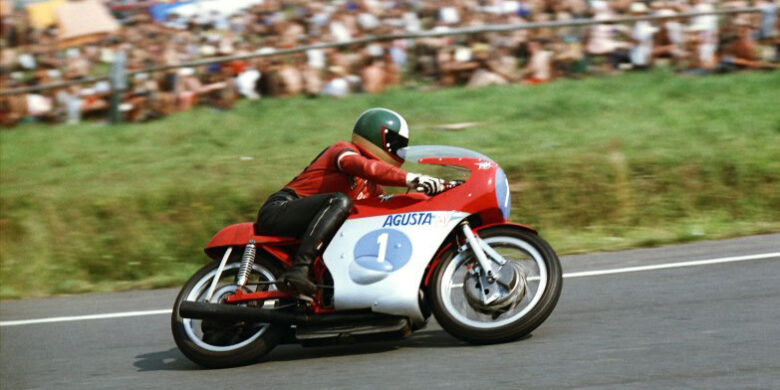 1971 - Giacomo Agostini na MV Agusta 350 ccm (foto: Frank Bischoff)