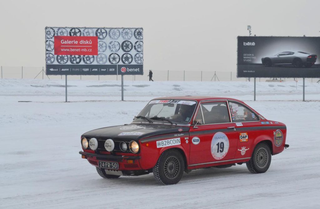 #19 Jo Heesakkers (NLD) a Wim Peters (NLD), Daf 66 Marathon 1975, 1289 ccm