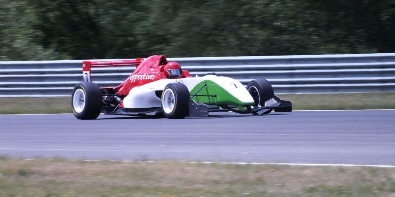 Vladimír Netušil - Effective Racing - formel Renault 2,0 - FIA Zone CE Most 2017 by VDR