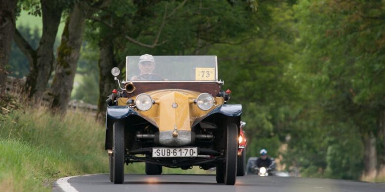 Nejstarším automobilem soutěže byla Tatra 11 z roku 1923