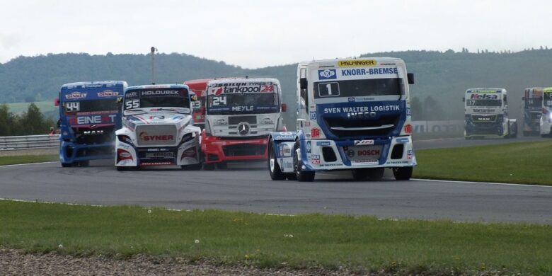 Jochen Hahn (D) Iveco - vyhrál první jízdu, víc už vyhrát nedokázal FIA ETRC autodrom Most 2017 by VDR