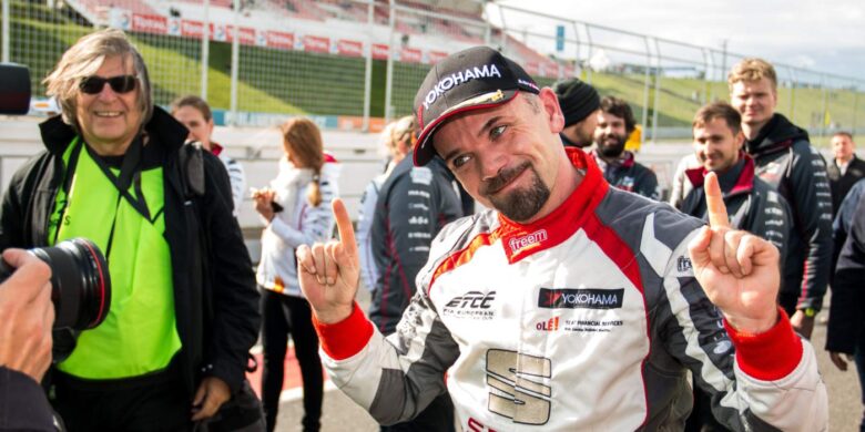 #22 FULÍN Petr (CZE) – šťastným celkovým vítězem letošní sezony evropského poháru cestovních vozů – FIA ETCC 2017 (foto: Milan Tomsa)