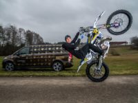 Libor Podmol na novém stroji Husqvarna (foto Patrik Procházka)
