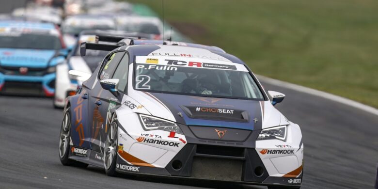 Petr Fulín s vozem Cupra TCR