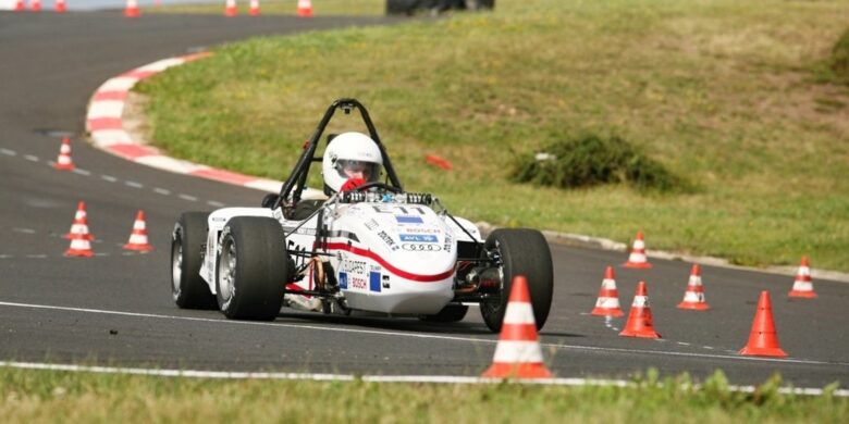 Univerzitní týmy z celého světa už počtvrté předvedou své formule na polygonu