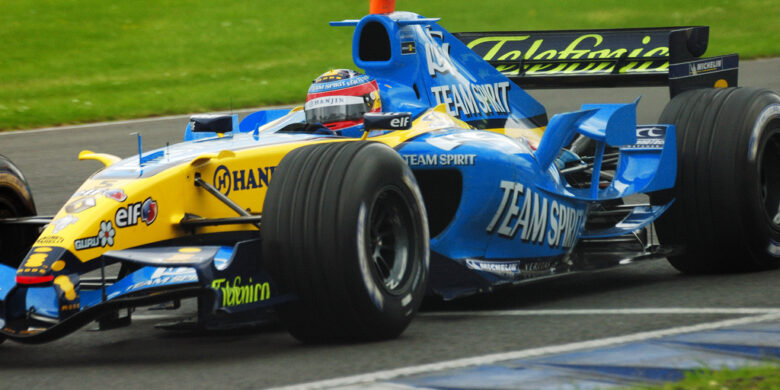 Fernando Alonszo z roku 2005, kdy získal svůj první mistrovský titul ve formuli 1 (foto: David Alonso Pérez)