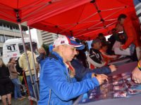 Spanilá jízda trucků – Steffi Halmová při autogramiádě