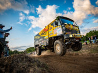 Martin Macík s LIAZem týmu Big Shock Racing na Baja Poland