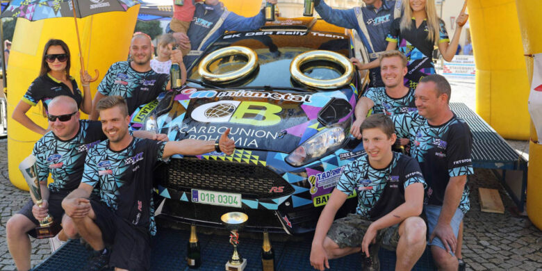 Vítězní posádka Rallye Jeseníky 2018 Roman Odložilík a Martin Tureček na voze Ford Fiesta R5.
