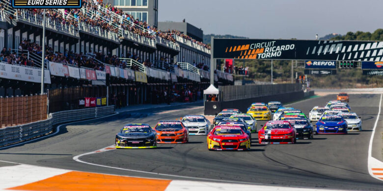 Úvodní závod NASCAR Whelen Euro Series přivital okruh ve španělské Valencii