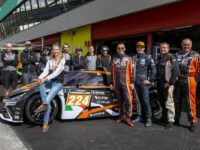Vítězný tým RTR Projects, Sergej Pavlovec, Tomáš Miniberger, Karel Bednář a Erik Janiš s vozem KTM X-BOW GT4 po vítězství v závodě 12H Mugello