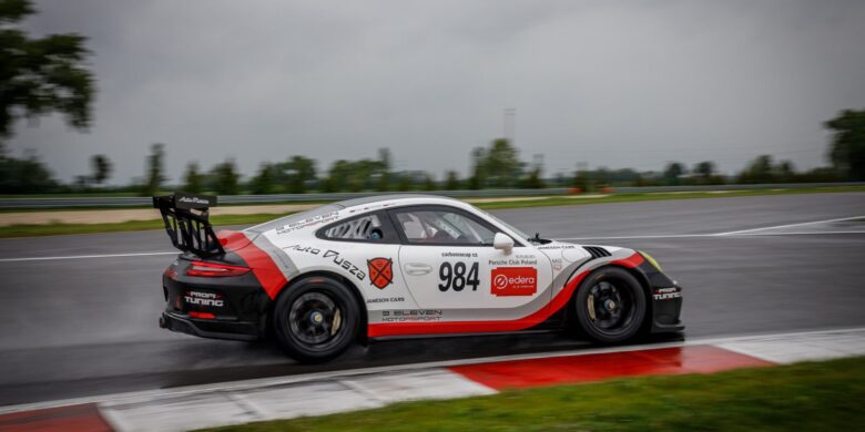 Porsche GT3 Carboniacup Slovakiaring by R. Holan