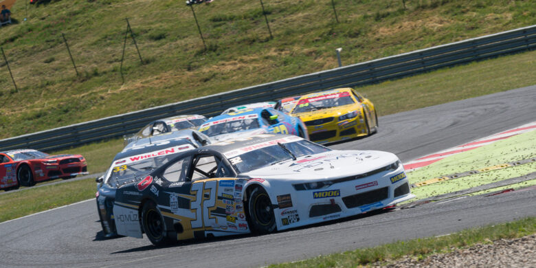 #32 Go Fas Racing, USA, Villeneuve Jacques, CAN, Chevrolet Camaro, Most (foto: Milan Spurný)
