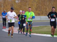 Účastníci půlmaratonu