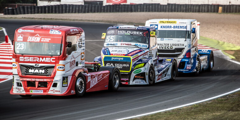 Truckový vláček #23 Albacete, #55 Lacko a #1 Hanh