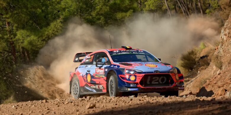 #11 Neuville – Gilsoul, BEL, Hyundai Shell Mobis WRT, Hyundai i20 Coupe WRC, Turecko 2019 (foto: Pavel Pustějovský)
