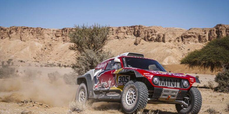 #305 Sainz Carlos (ESP), Cruz Lucas (ESP), Mini John Cooper Works Buggy, Bahrain JCW X-Raid Team, etapa 9 / Dakar 2020, 891 km - SS 415 km, Saudská Arabie, 14. ledna 2020 (foto: DPPI Media)