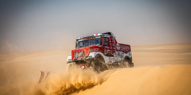 #502 Aleš Loprais, Khalid Alkendi, Petr Pokora, Praga V4S DKR, Instaforex Loprais Team