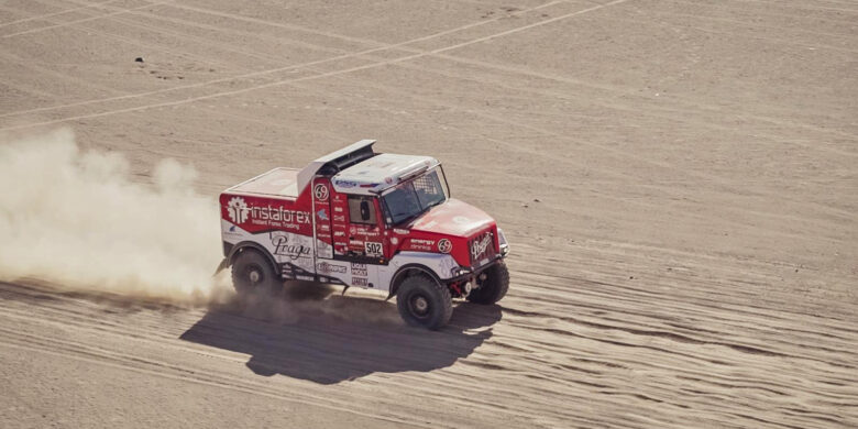 #502 Aleš Loprais, Khalid Alkendi, Petr Pokora, Praga V4S DKR, Instaforex Loprais Team