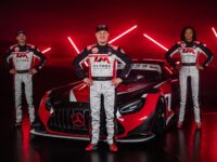 David Vršecký, Tomáš Enge a Aliyyah Koloc při premiéře Mercedes-AMG GT3 týmu Buggyra pro seriál China GT, foto: Buggyra