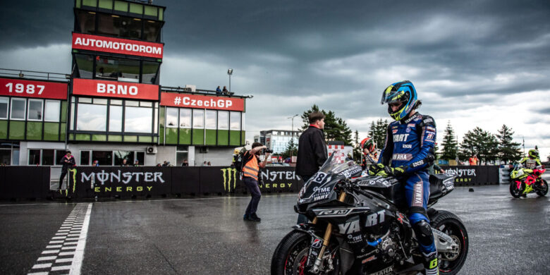 Karel Hanika na startovním roštu při Jarní ceně Brna 2020