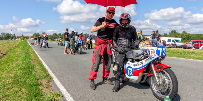 Petr Petružálek . Yamaha R5 - Dymokury by Pavel Pekárek