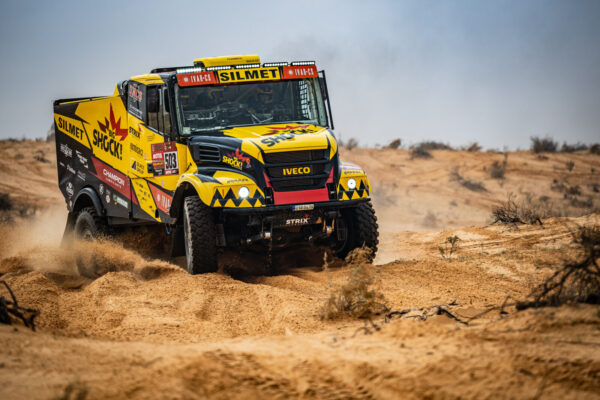 #503 Macík, Tomášek a Švanda, Iveco, Big Shock Racing, Dakar 2021
