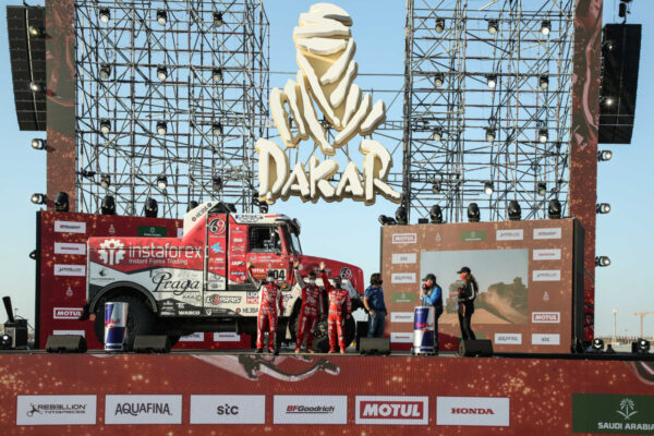 #504 Aleš Loprais, Khalid Alkendi, Petr Pokora – Praga V4S DKR, Instaforex Loprais Team