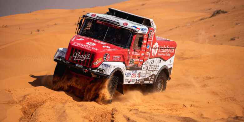 #504 Aleš Loprais, Khalid Alkendi, Petr Pokora – Praga V4S DKR, Instaforex Loprais Team